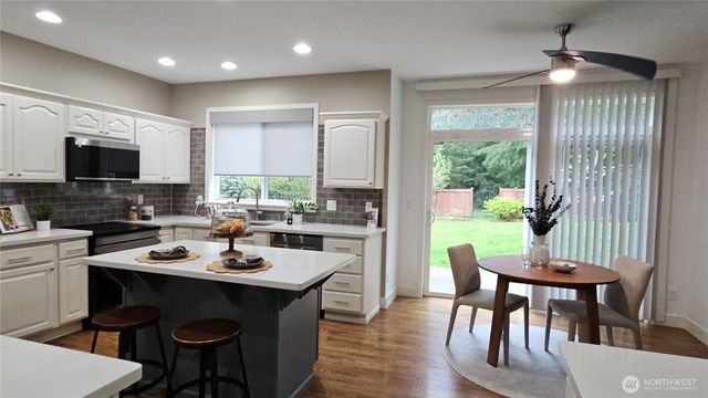 1822 41st Street NW, Gig Harbor, WA 98335