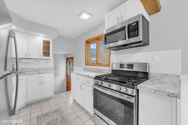 7408 W Argyle Street, Harwood Heights, IL 60706
