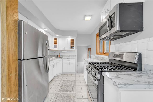 7408 W Argyle Street, Harwood Heights, IL 60706