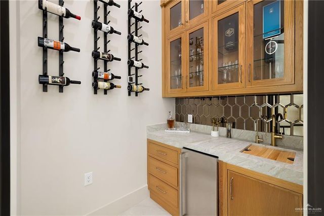 2905 Wesleyan Avenue, Mcallen, TX 78504