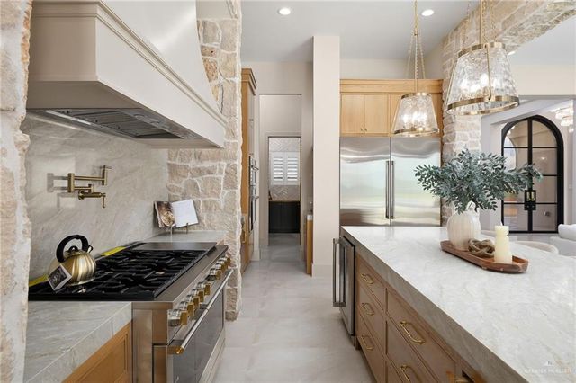 2905 Wesleyan Avenue, Mcallen, TX 78504