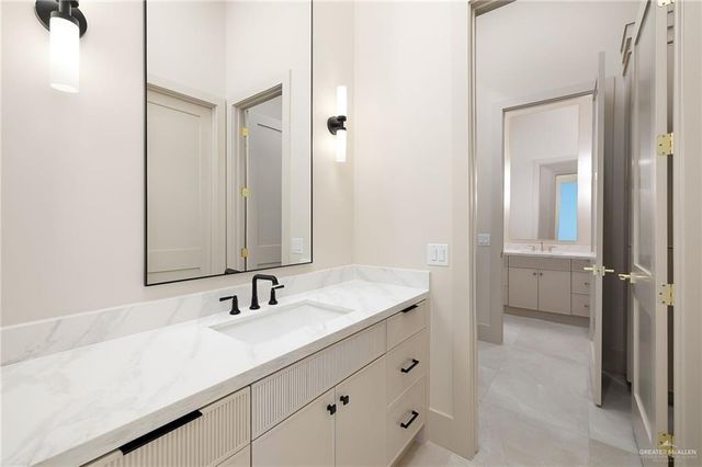 2905 Wesleyan Avenue, Mcallen, TX 78504