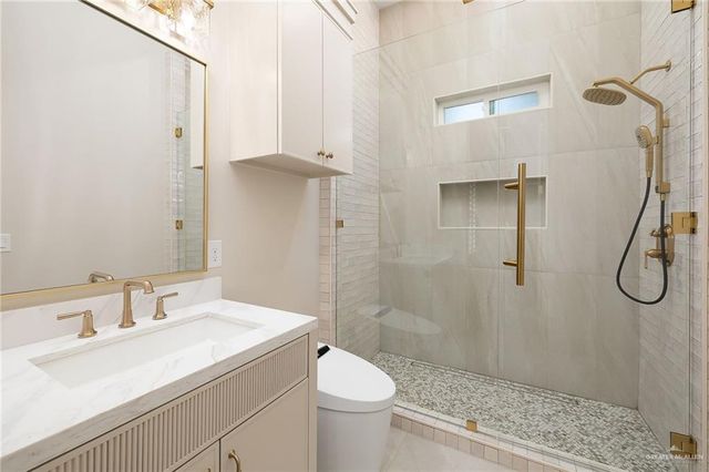 2905 Wesleyan Avenue, Mcallen, TX 78504