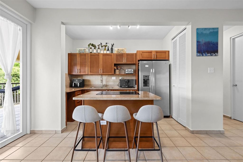 Image 3 of property listing at 180 PALMAS DRIVE 52-03, Humacao, PR 00791