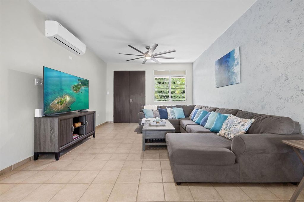 Image 8 of property listing at 180 PALMAS DRIVE 52-03, Humacao, PR 00791