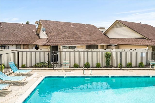 663 S Indian Hill Boulevard C, Claremont, CA 91711