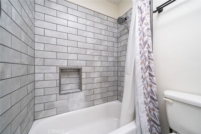 663 S Indian Hill Boulevard C, Claremont, CA 91711