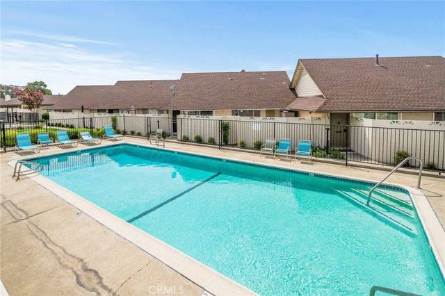 663 S Indian Hill Boulevard C, Claremont, CA 91711