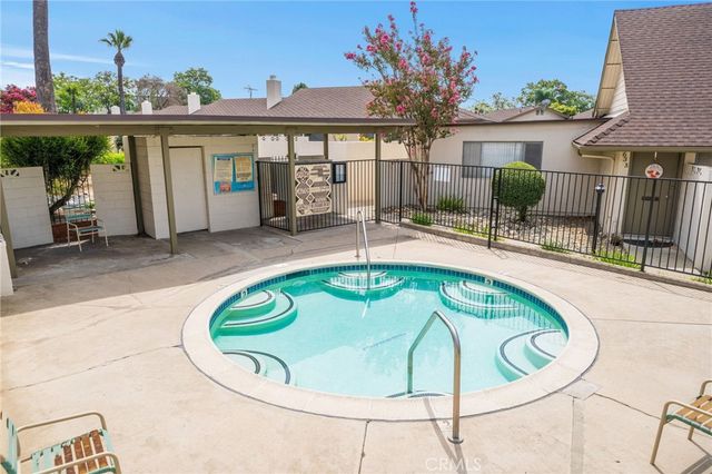 663 S Indian Hill Boulevard C, Claremont, CA 91711