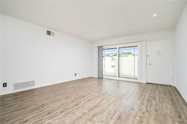 663 S Indian Hill Boulevard C, Claremont, CA 91711