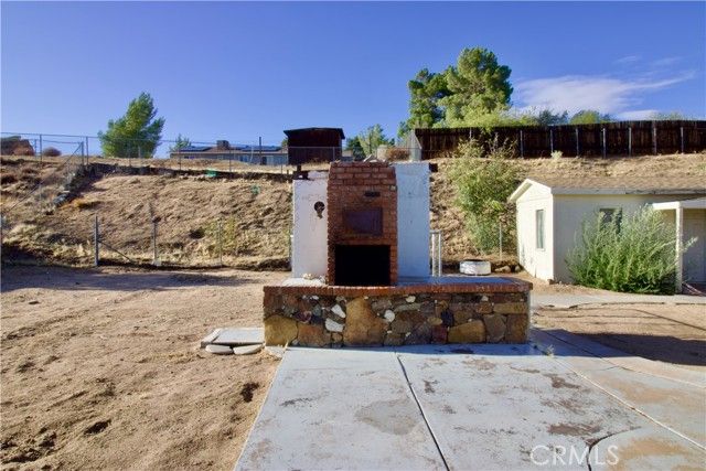 17090 Cholla Avenue, Hesperia, CA 92345