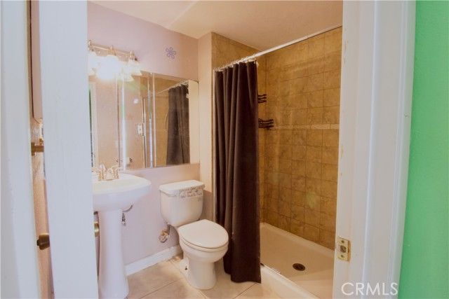 17090 Cholla Avenue, Hesperia, CA 92345