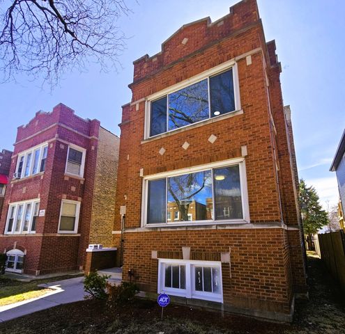 5321 W Crystal Street, Chicago, IL 60651