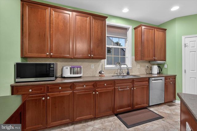 16 FOXWOOD BLVD, Mechanicsburg, PA 17050