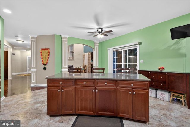 16 FOXWOOD BLVD, Mechanicsburg, PA 17050