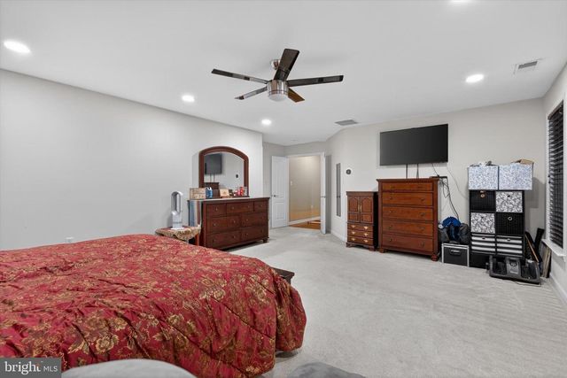 16 FOXWOOD BLVD, Mechanicsburg, PA 17050