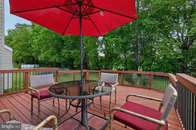16 FOXWOOD BLVD, Mechanicsburg, PA 17050