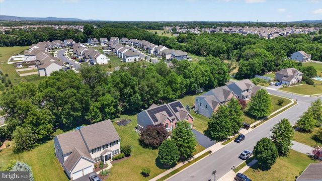 16 FOXWOOD BLVD, Mechanicsburg, PA 17050