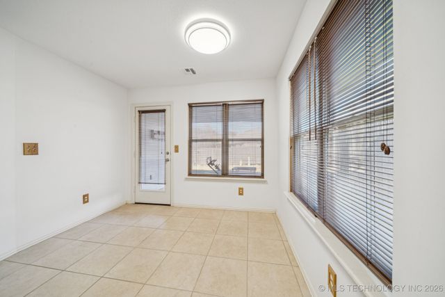 1918 W Canton Place, Broken Arrow, OK 74012