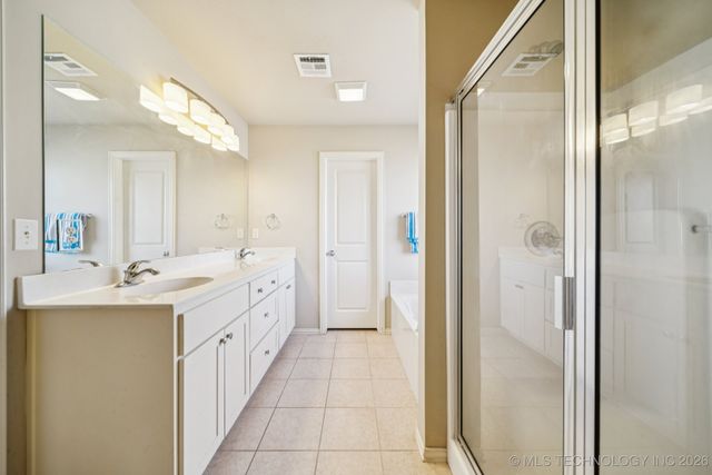 1918 W Canton Place, Broken Arrow, OK 74012