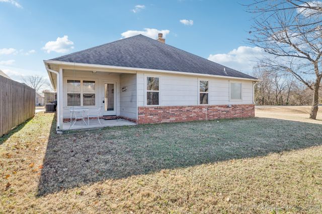 1918 W Canton Place, Broken Arrow, OK 74012