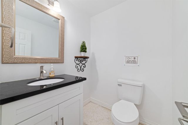 8808 Wateka Drive, Houston, TX 77074