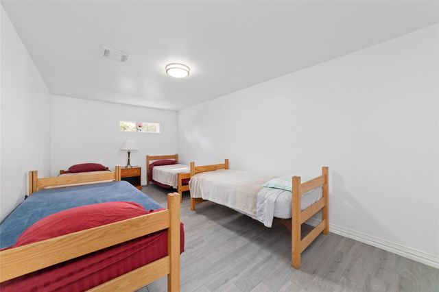 8808 Wateka Drive, Houston, TX 77074