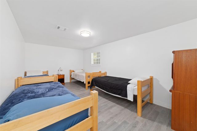 8808 Wateka Drive, Houston, TX 77074