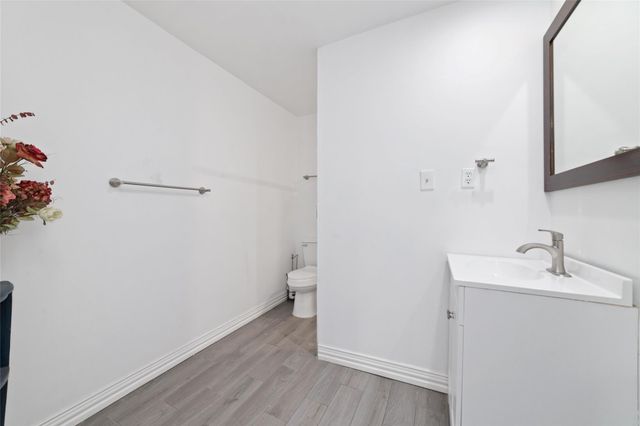 8808 Wateka Drive, Houston, TX 77074