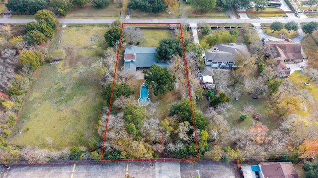 8808 Wateka Drive, Houston, TX 77074