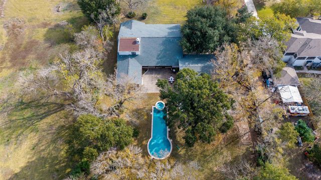 8808 Wateka Drive, Houston, TX 77074