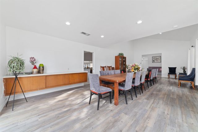 8808 Wateka Drive, Houston, TX 77074