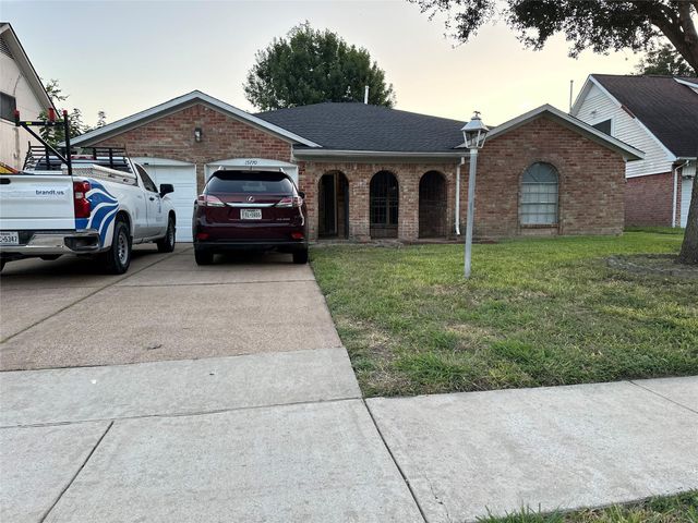 15770 Chimney Rock Road, Houston, TX 77489