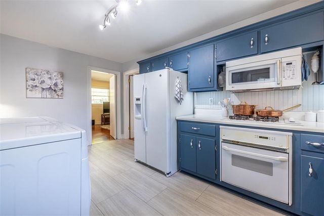 2889 Mount Olive Drive, Decatur, GA 30033