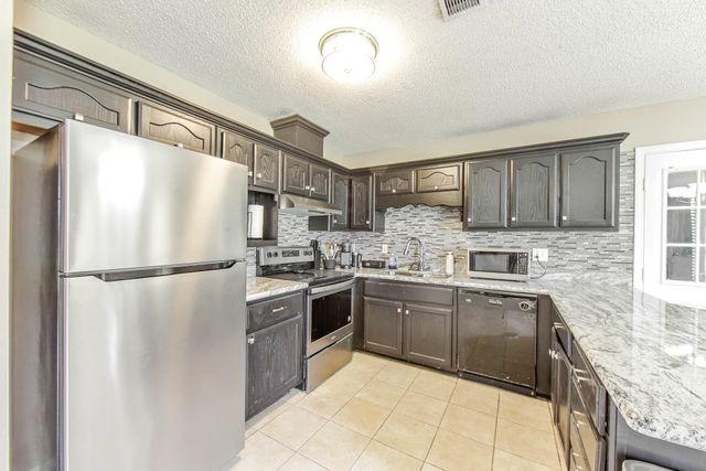 149 Wayne Ave, Houma, LA 70360