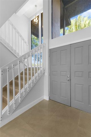 120 SW 96th Ter 204, Plantation, FL 33324