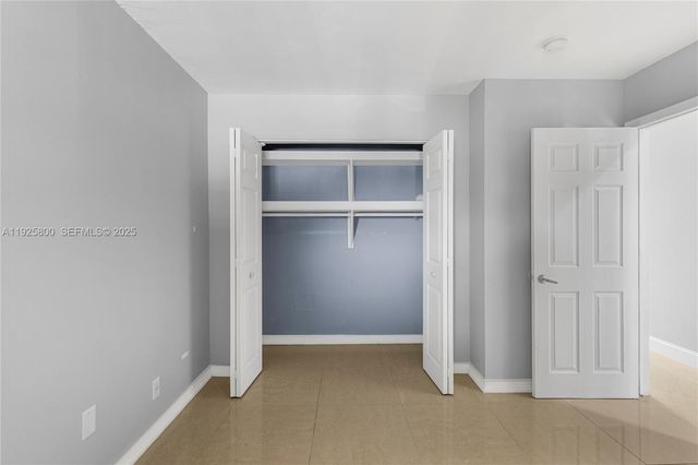 120 SW 96th Ter 204, Plantation, FL 33324