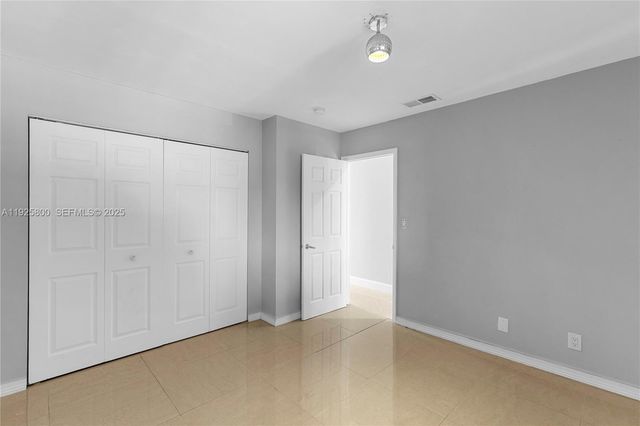 120 SW 96th Ter 204, Plantation, FL 33324