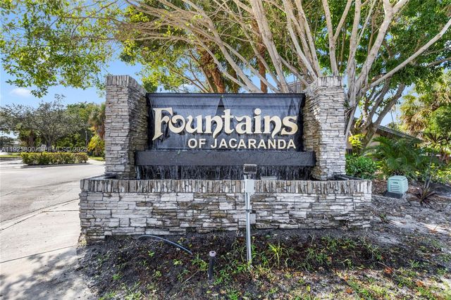 120 SW 96th Ter 204, Plantation, FL 33324