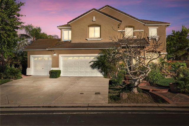 3888 Pine Lake Cir, Stockton, CA 95219