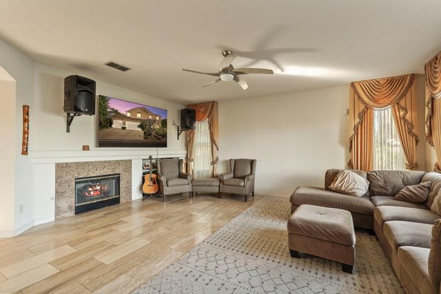 3888 Pine Lake Cir, Stockton, CA 95219