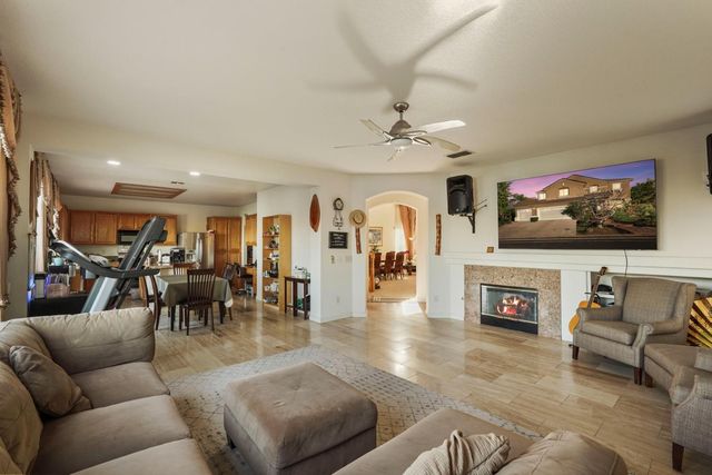 3888 Pine Lake Cir, Stockton, CA 95219