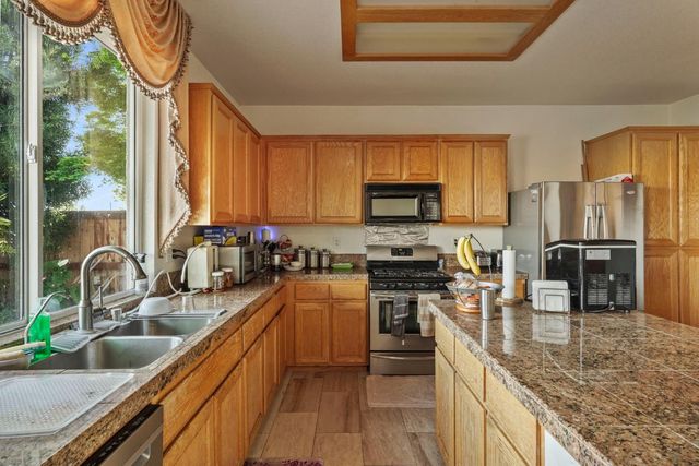 3888 Pine Lake Cir, Stockton, CA 95219