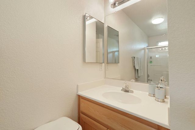 3888 Pine Lake Cir, Stockton, CA 95219