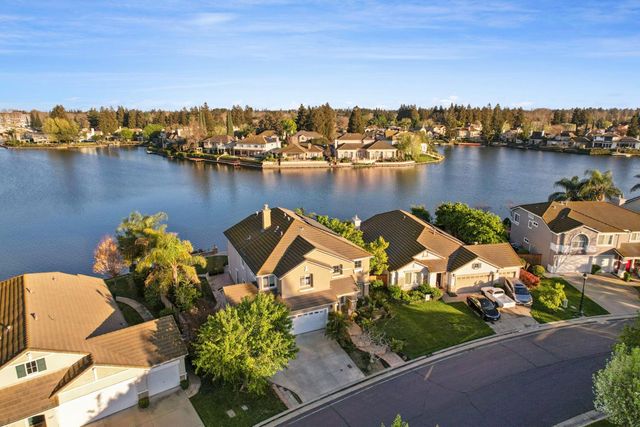 3888 Pine Lake Cir, Stockton, CA 95219