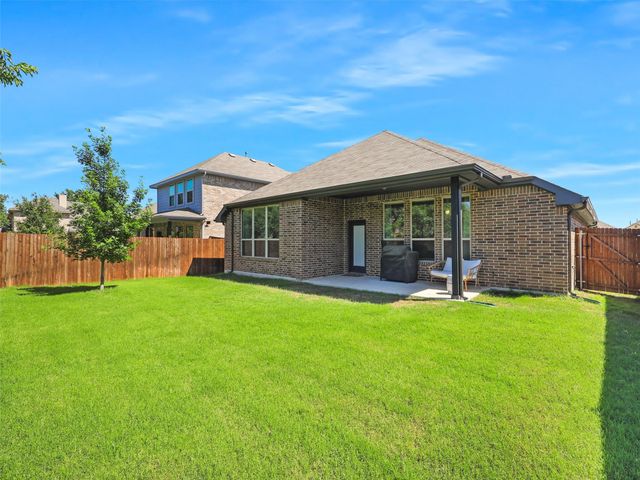 3737 Trillium Drive, Fort Worth, TX 76244