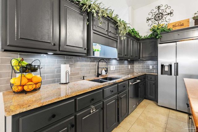 1516 Deer Moss Ct, Gulf Breeze, FL 32563
