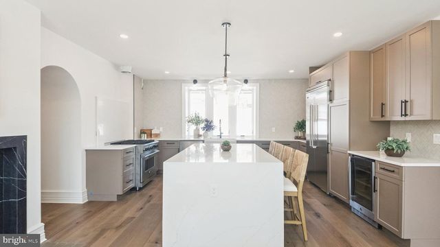 615 E MOUNT PLEASANT AVE, Philadelphia, PA 19119