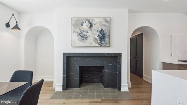 615 E MOUNT PLEASANT AVE, Philadelphia, PA 19119