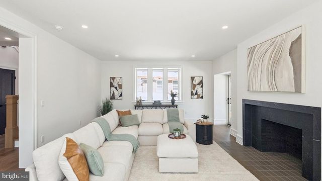 615 E MOUNT PLEASANT AVE, Philadelphia, PA 19119